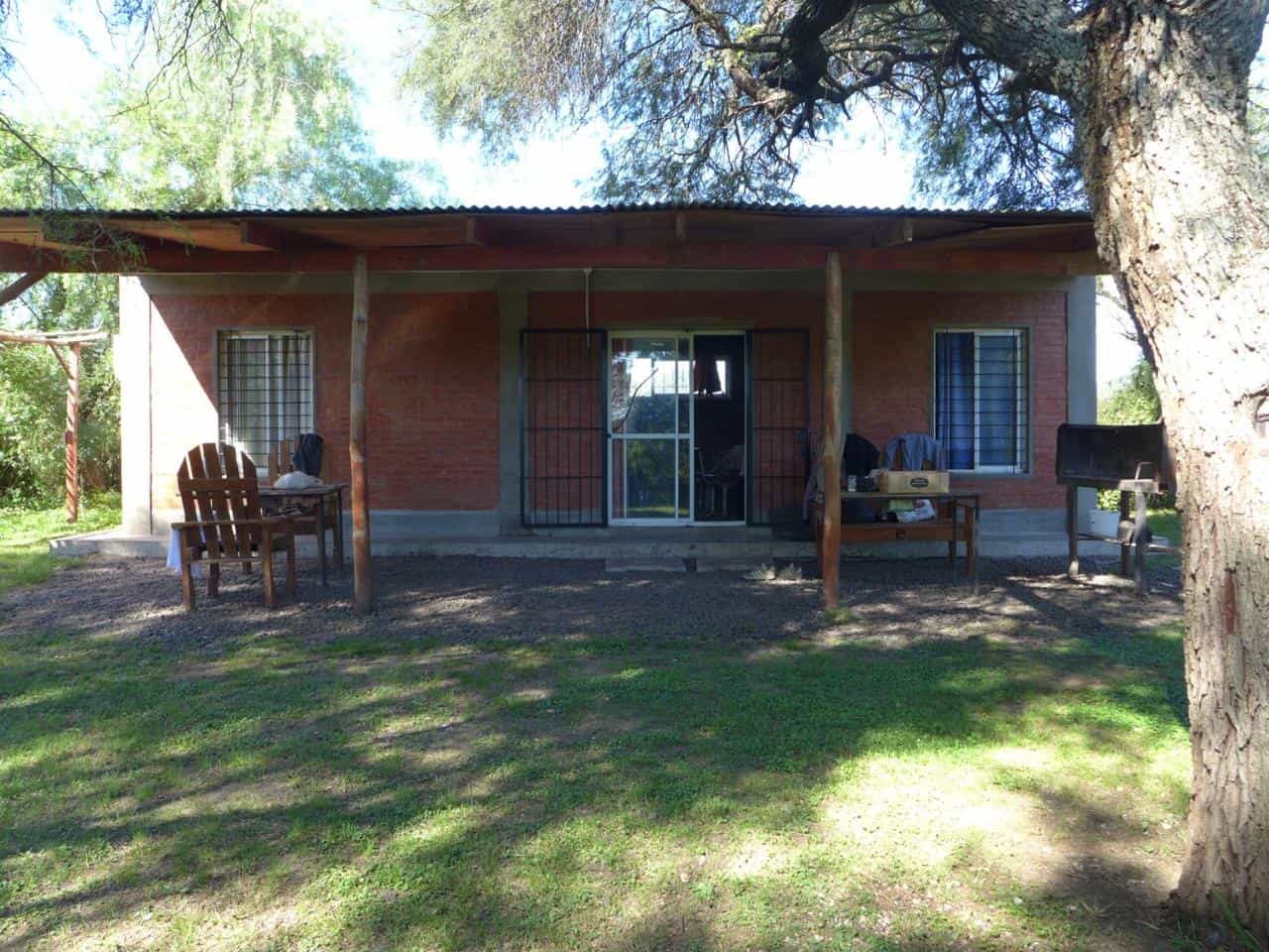 Imagen de la propiedad CASA CON QUINCHO EN VENTA | VILLA URQUIZA