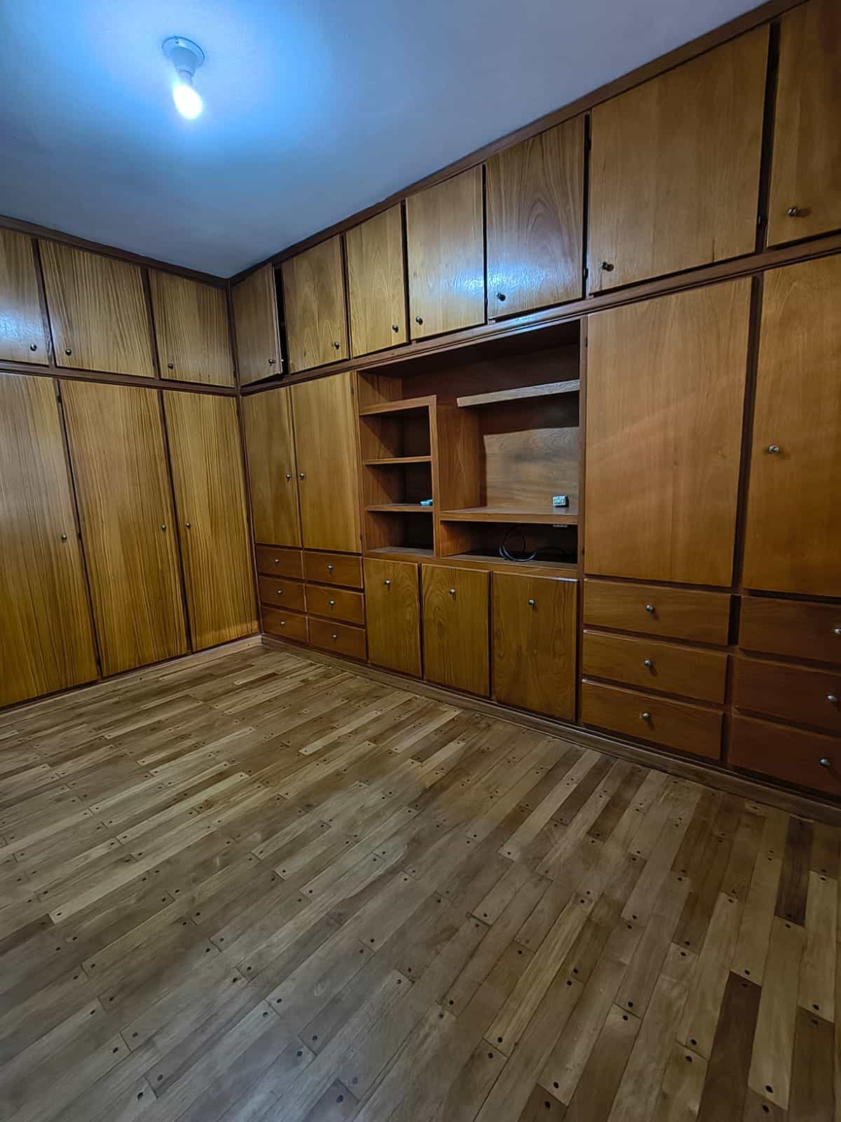 Imagen de la propiedad CHALET EN VENTA – PARANÁ