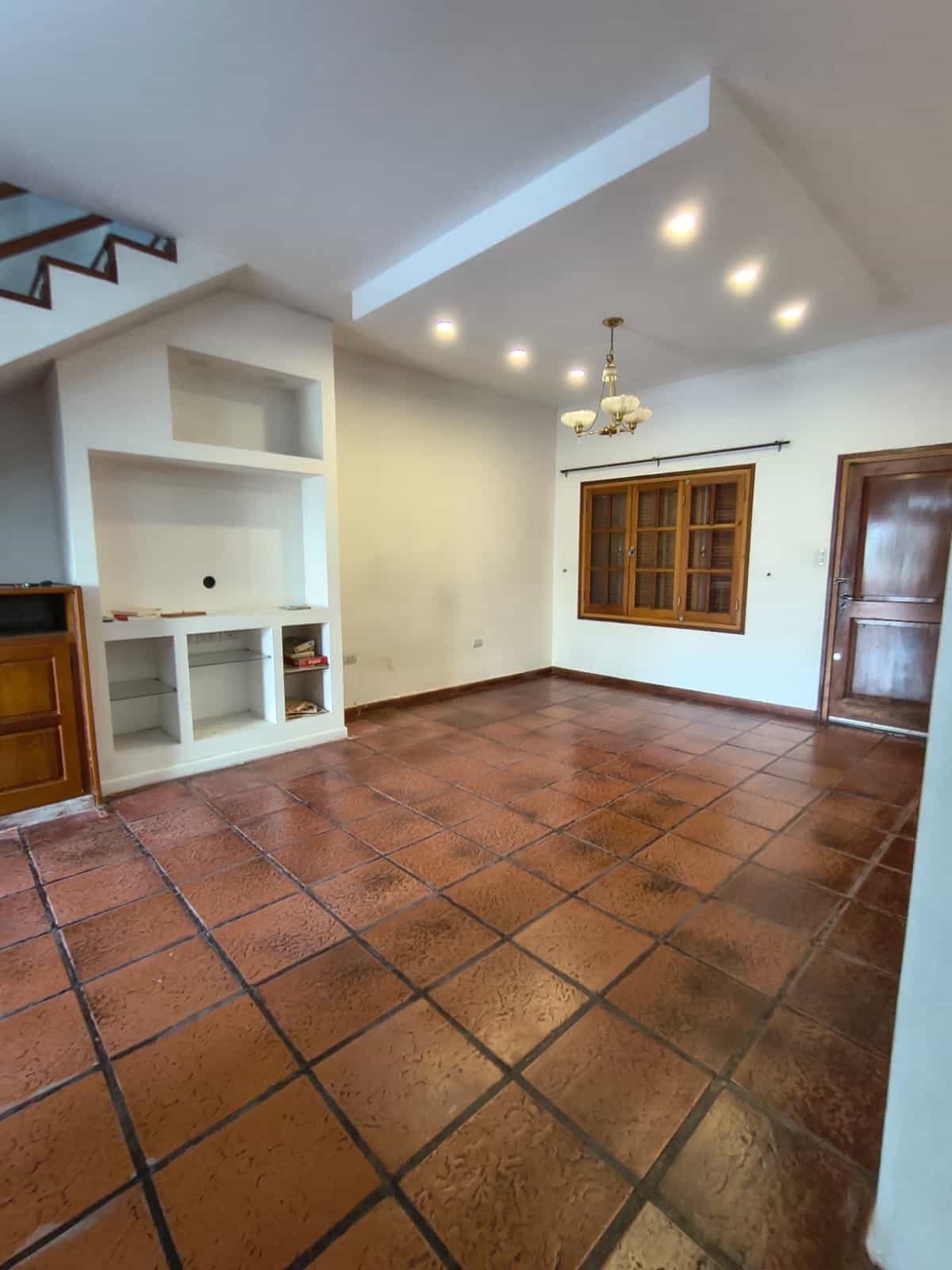 Imagen de la propiedad CHALET EN VENTA – PARANÁ