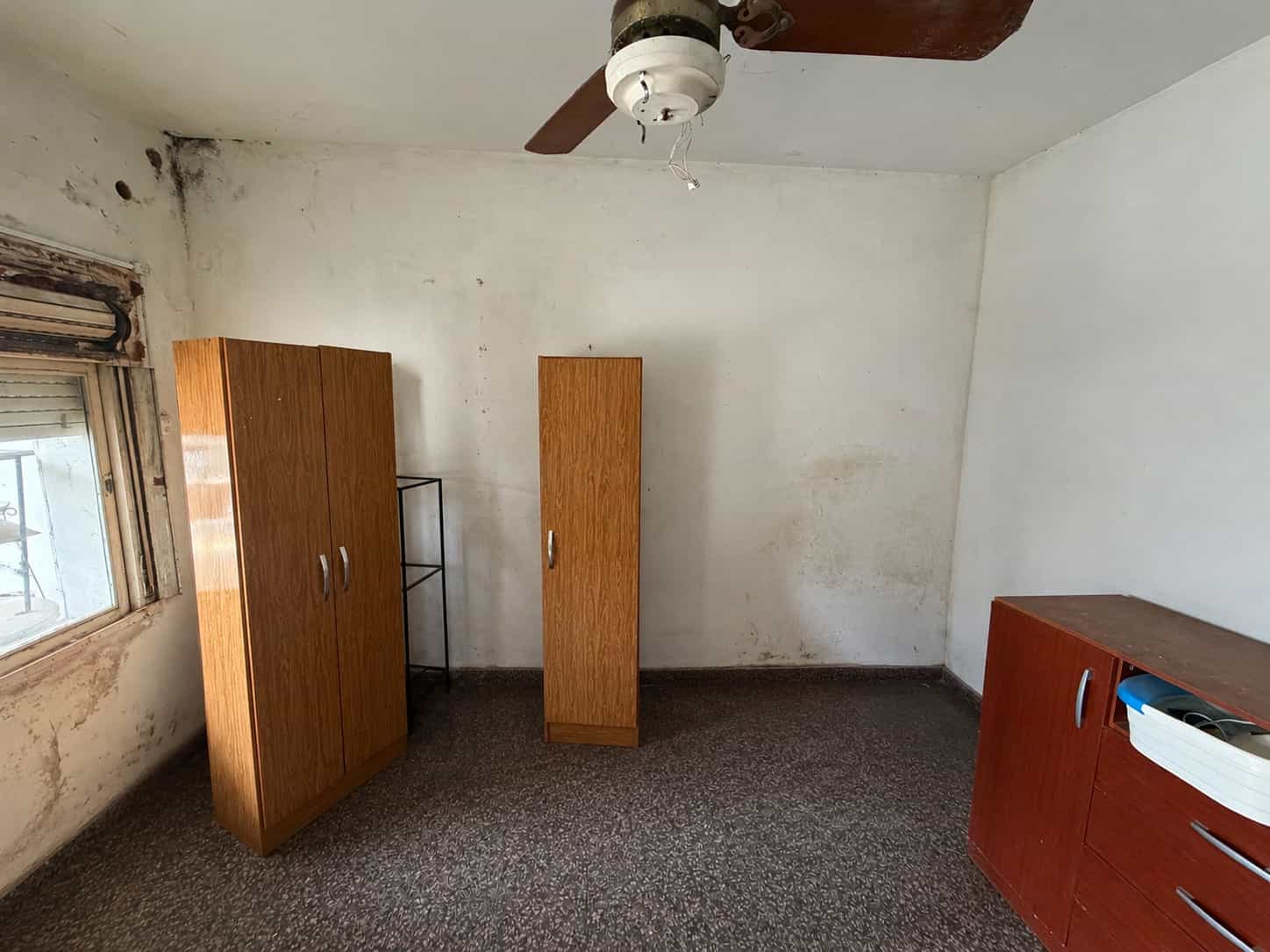 Imagen de la propiedad CASA A REFACCIONAR - 2 DORMITORIOS CON COCHERA