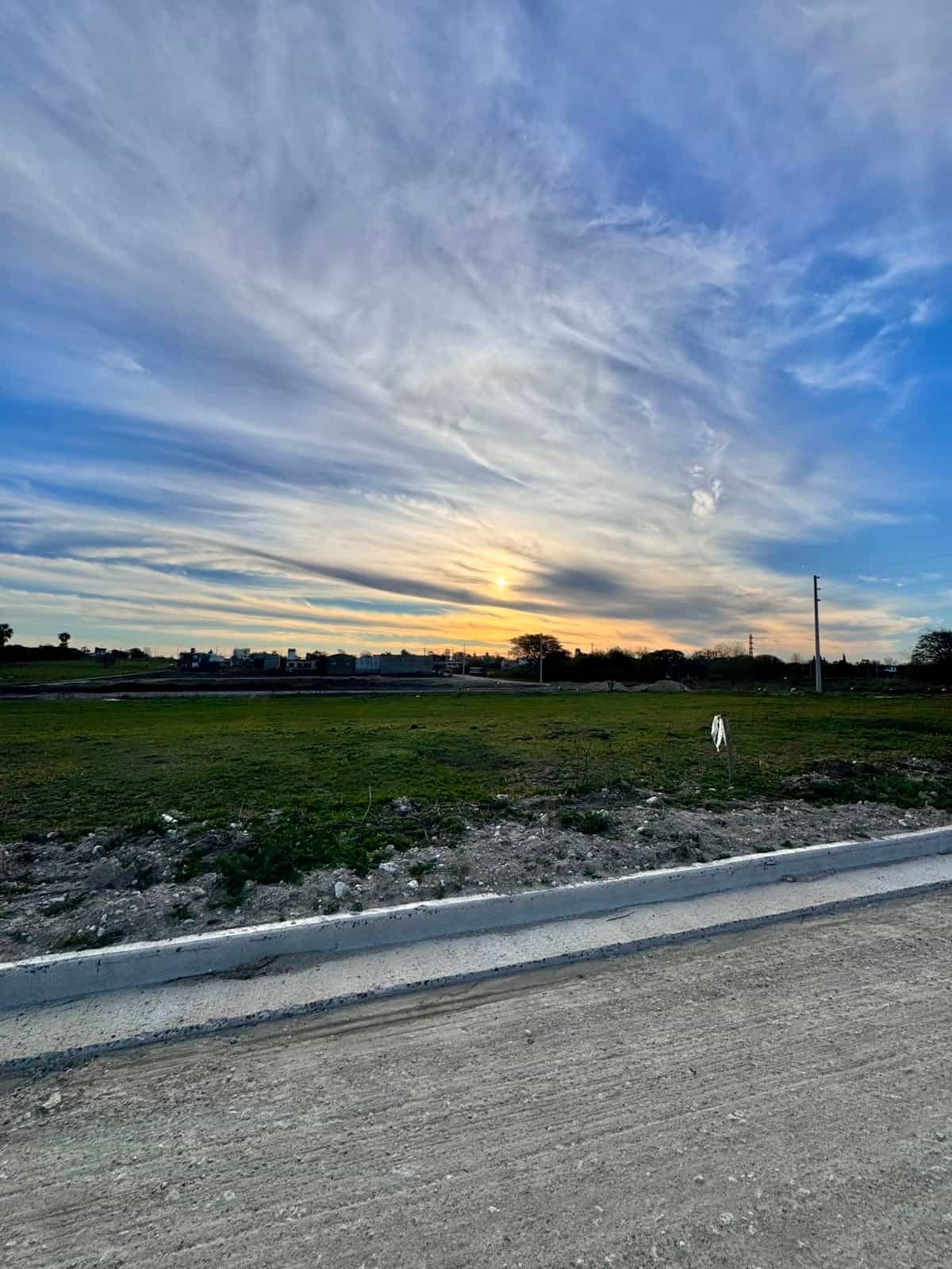 Imagen de la propiedad LOTE EN VENTA - SANTA ANA