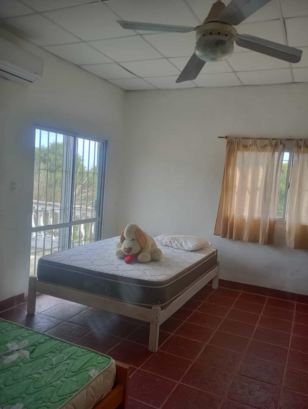 Imagen de la propiedad QUINTA DOS PLANTAS EN VENTA | SAUCE MONTRULL