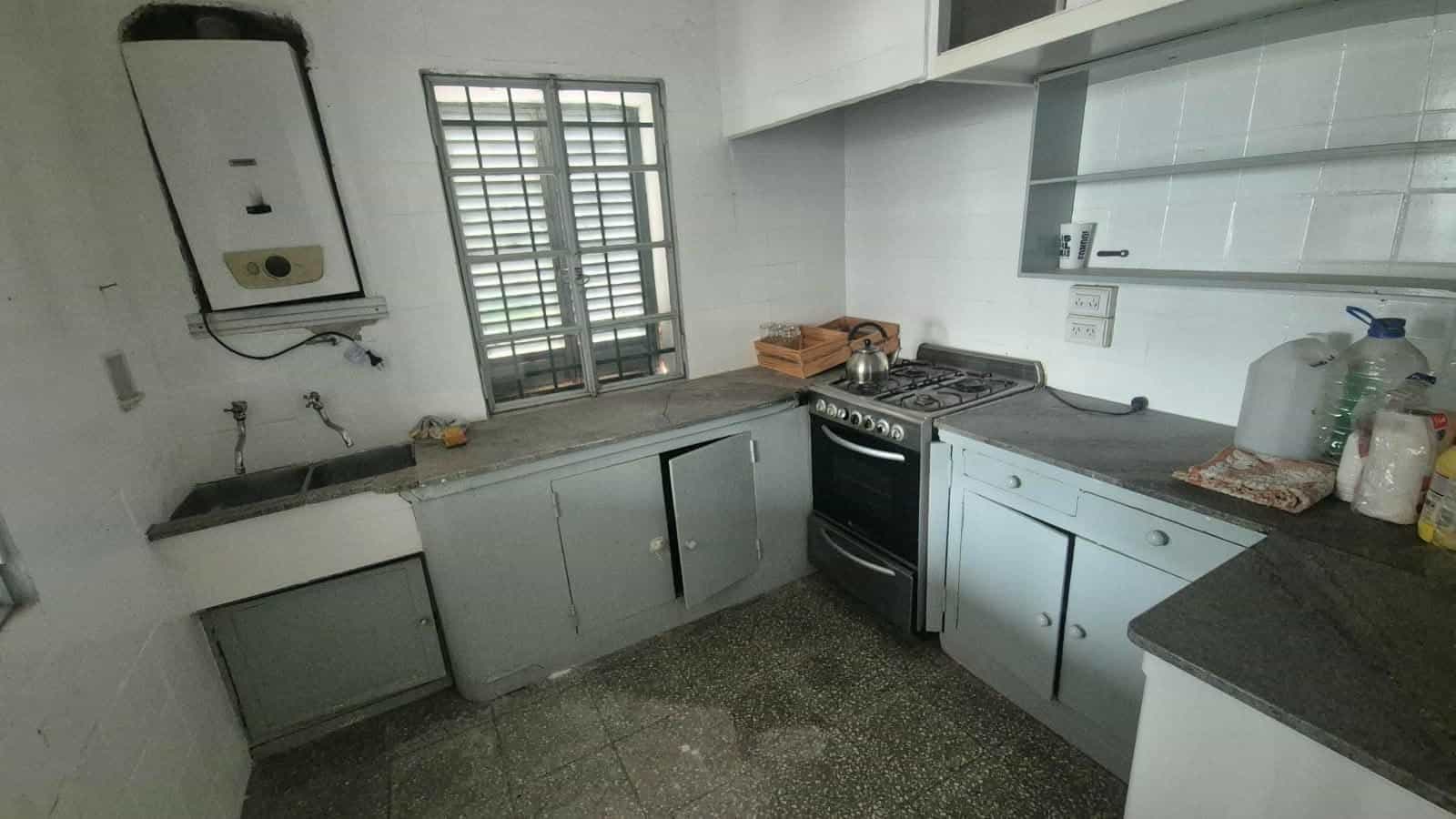 Imagen de la propiedad CHALET A RECICLAR · FRENTE AL ROSEDAL · VISTA AL RÍO PARANÁ