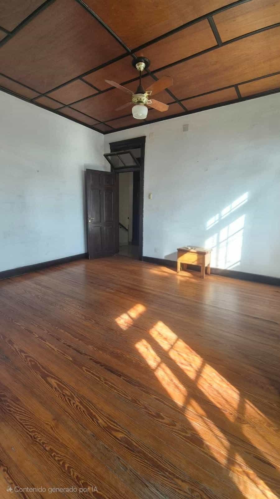 Imagen de la propiedad CHALET A RECICLAR · FRENTE AL ROSEDAL · VISTA AL RÍO PARANÁ