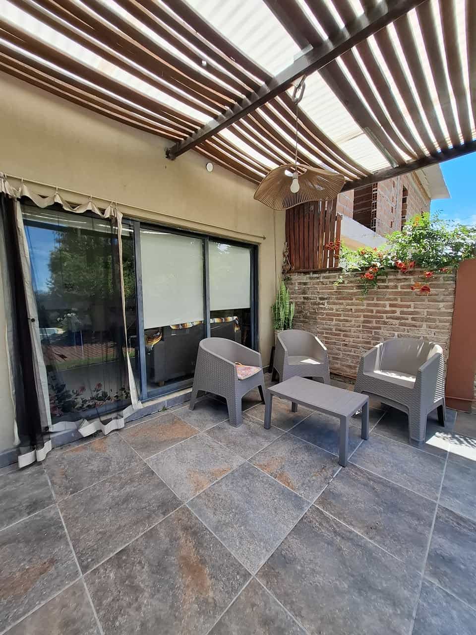 Imagen de la propiedad CASA EN VENTA – ZONA LA TOMA