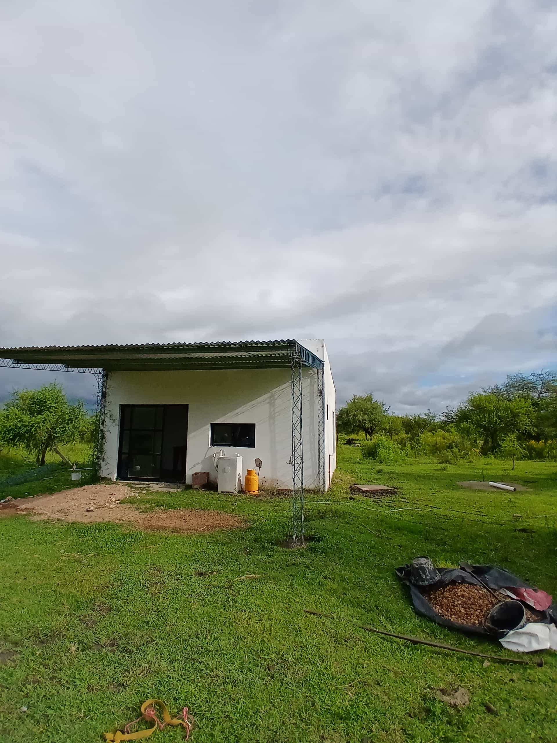 Imagen de la propiedad CASA + 1,5 HECTÁREAS EN VENTA | CONSCRIPTO BERNARDI